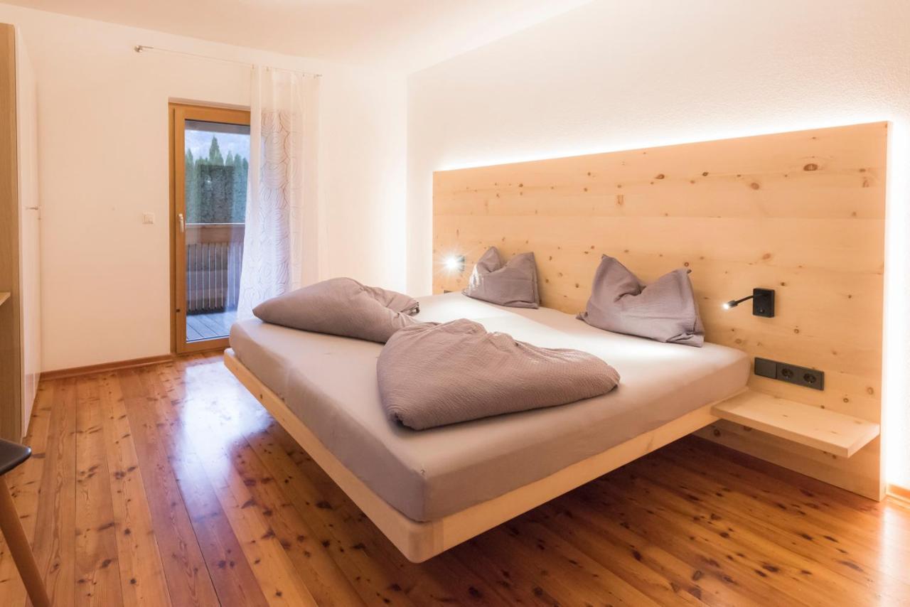 Residence-Garni Haus Tschenett Prato allo Stelvio Exterior foto
