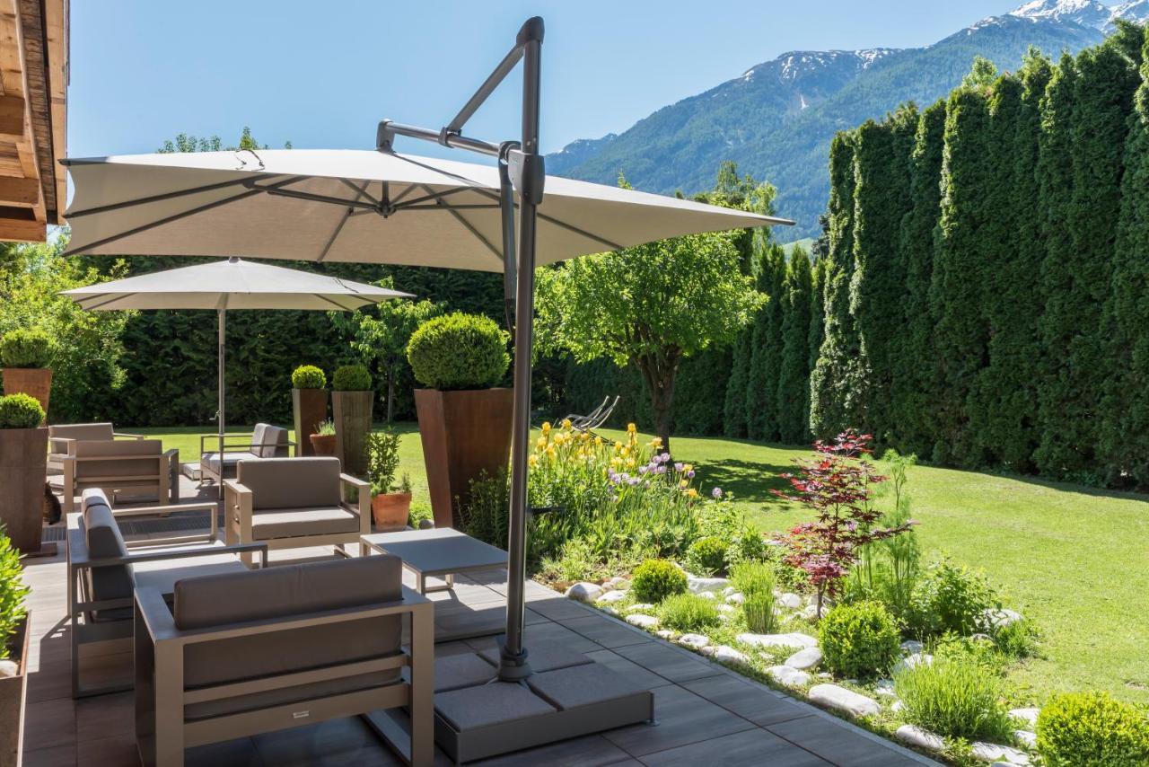 Residence-Garni Haus Tschenett Prato allo Stelvio Exterior foto